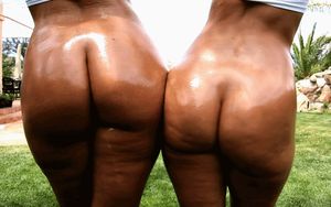 Phoenix Marie and Jada Stevens oiled asses