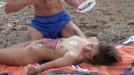 Art body painting of teengirls on seaside 02