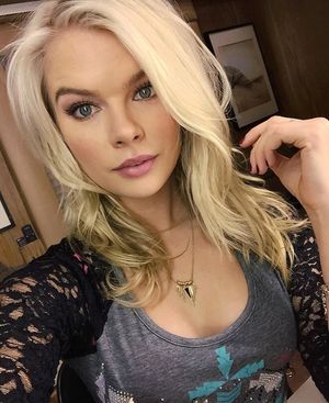 Kelli Goss