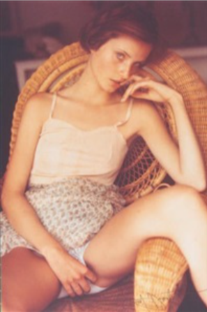 Jeune femme au fauteuil, 1975 david hamilton