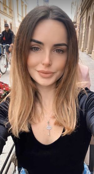 Hot face need some cum