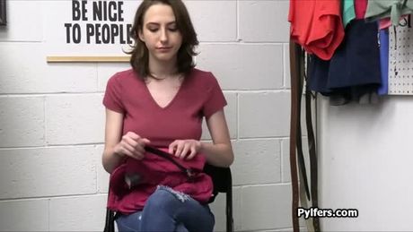 Tristan Summers gets a nice pounding at a backoffice