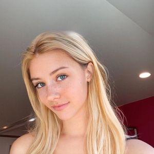 I am starstruck by this babydoll