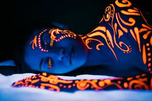 Phosphorescent body painting