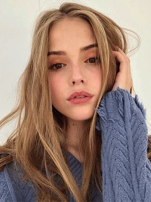 After realizing she was the only babe at the party, she gave in, telling the drunk guys that you can't just cum in her pussy