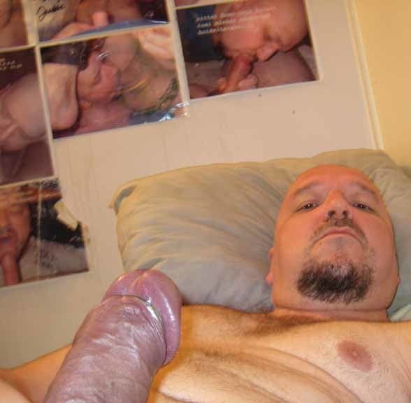 Homo KOTILAINEN is openly amateur gay porn model.