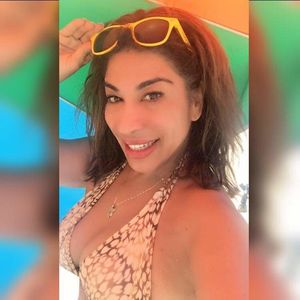 Latina milf caught you alone at the beach