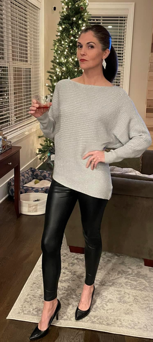 Hot amateur wife on skin tight pants