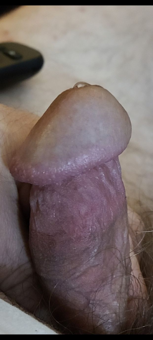 JOANN MAKES A BIG SHOW OUT OF LICKING THE PRECUM OFF THE HEAD OF MY DICK!❤❤