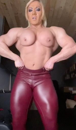 Lisa Cross Jacked and topless in leather tight pants