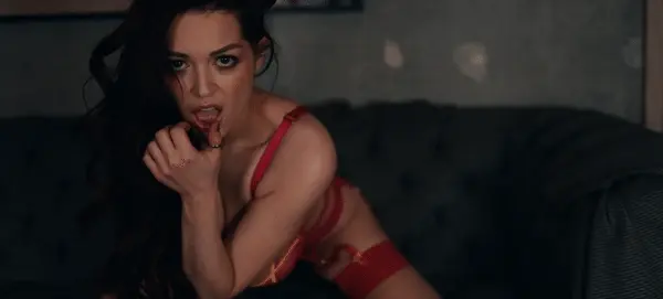 Tessa Fuckin' Fowler!