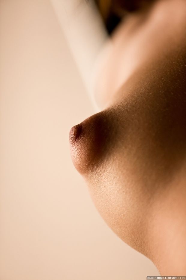 Natalie Heart's exquisite puffy nipple, up close and personal