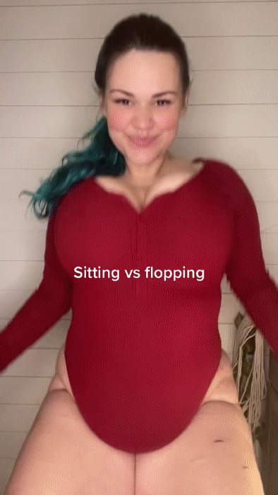 mamawgoodiesss's bouncing boobs