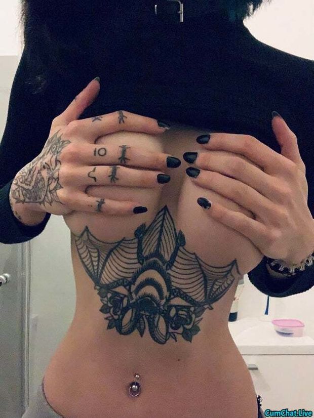 Hand bra
