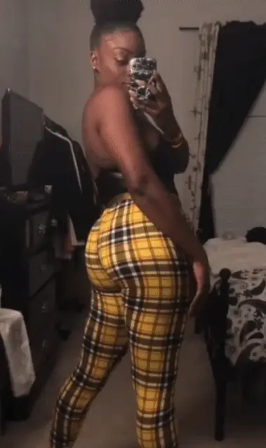 Astoldbyallie booty flex