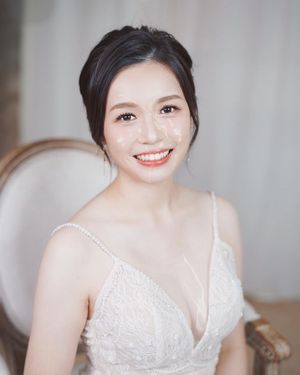 Sexy Bride Bronte loves my cum.