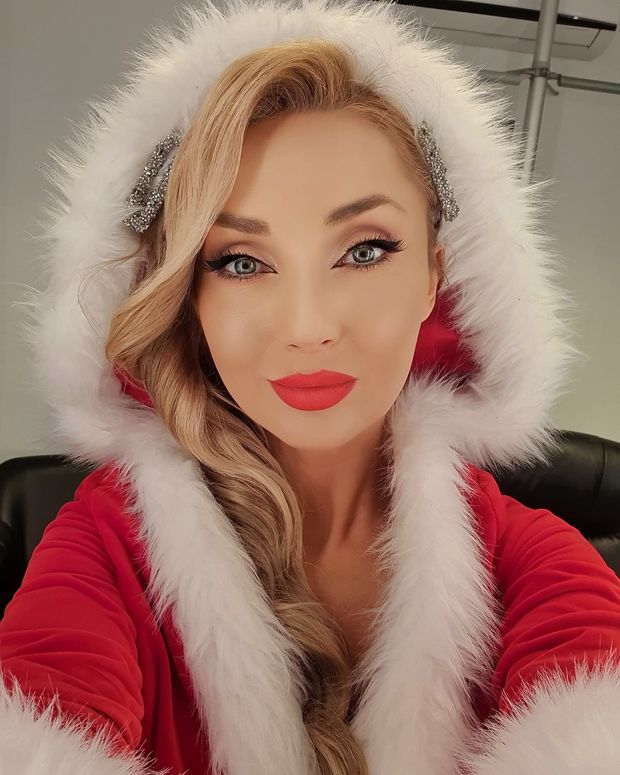 Polish singer Cleo