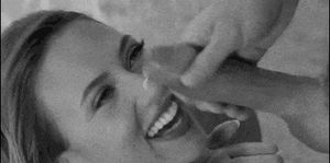 [*Fake] Scarlett won't let your cum go to waste.