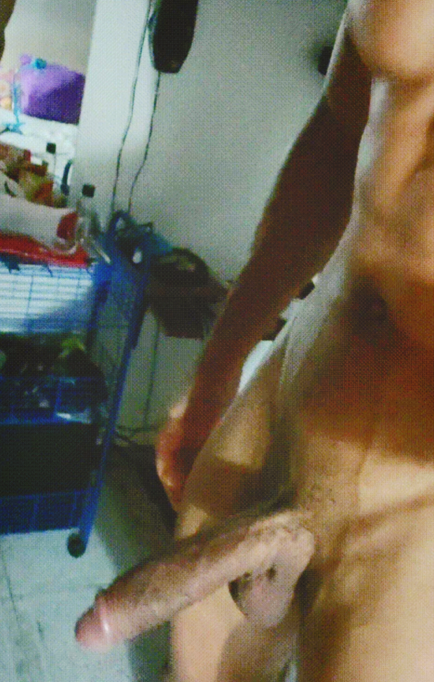 Relaxing after an hard workout . My body is all sweat and pumped