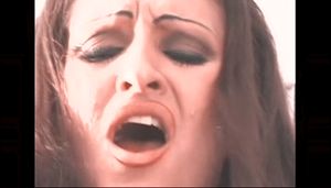 Iranian Nakita Kash screaming orgasm