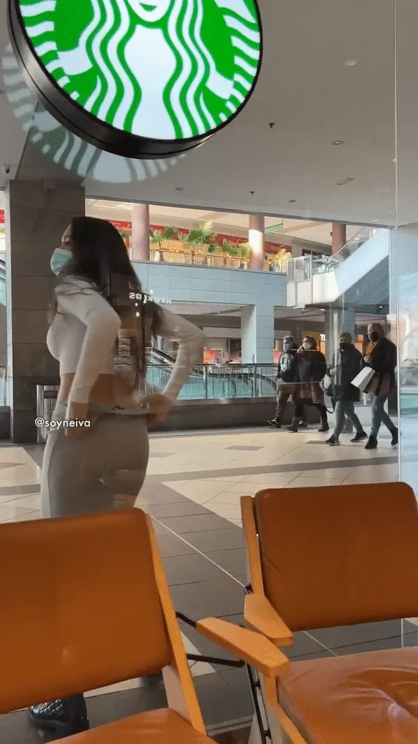 ass flash