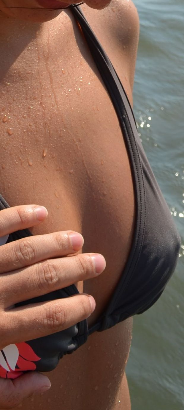 tits on vacation2