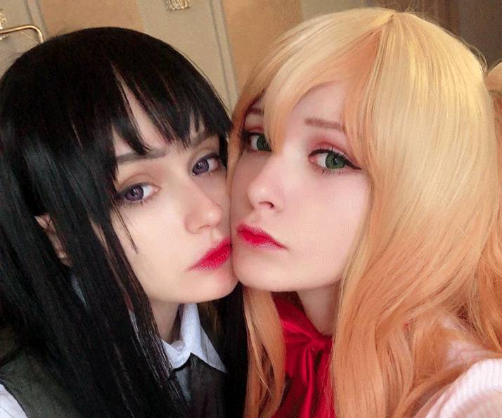 attending cosplay festivals, they looked for the horniest guy to have fun with and give him the best blowjob of his life