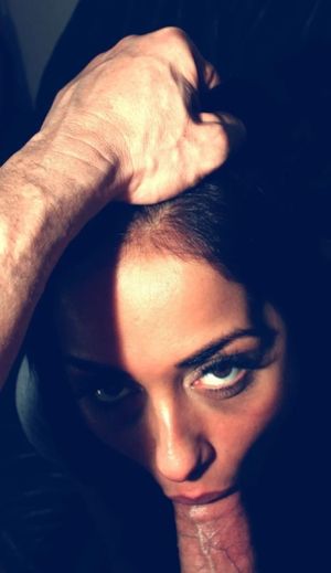 Amateur brunette getting her hair grabbed while she sucks dick