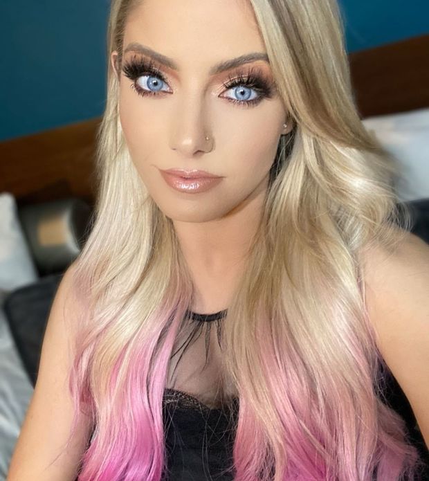 Sexy babe