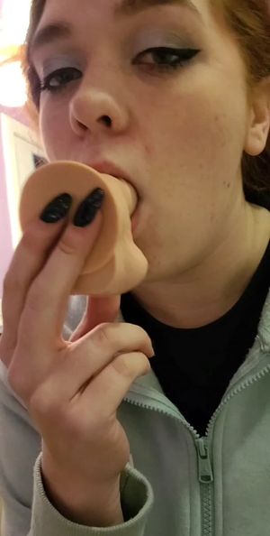 I want a big cock I'm my mouth daddy