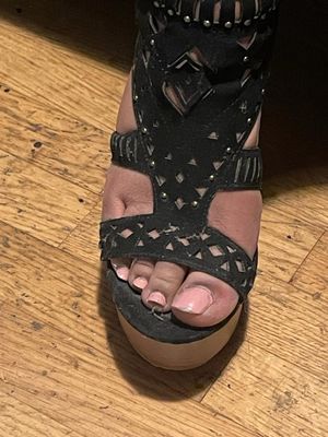 My wife feet for all!