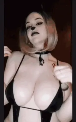 Sexy Kitty Velma cosplay