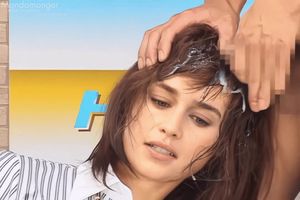 Emilia Clarke News Facial 2 (Fake)