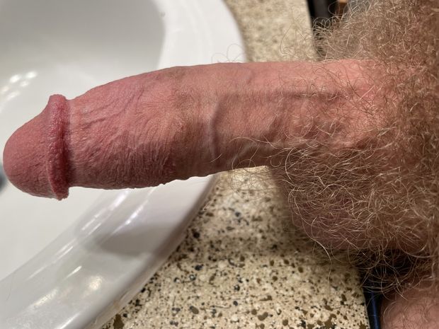 Looking for someone to help me get off, Let’s have some fun ladies