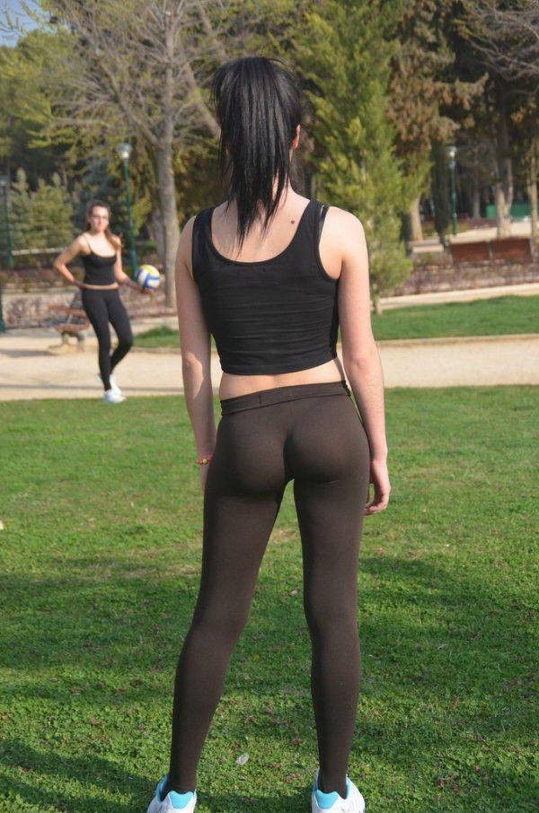 teen yoga pants ass