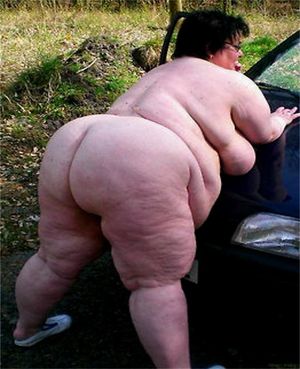 HOT Mom, I could spend many days in that tent fucking her!