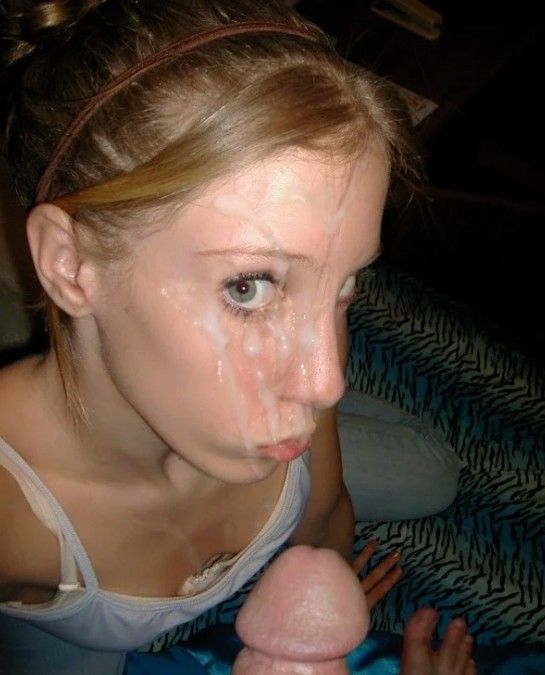 Amateur blond teen with a big facial