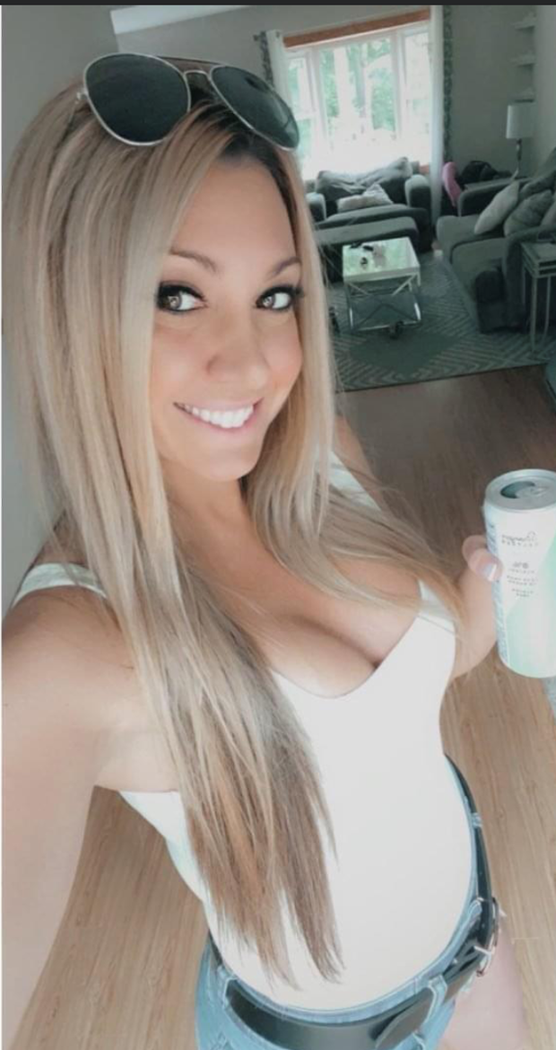 Smokin' hot milf