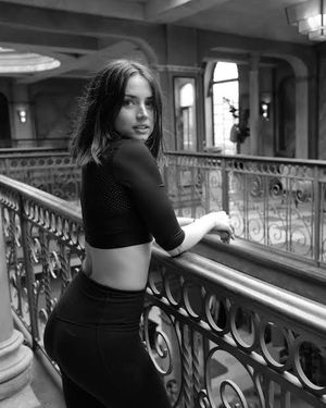 Ana De Armas Monochrome