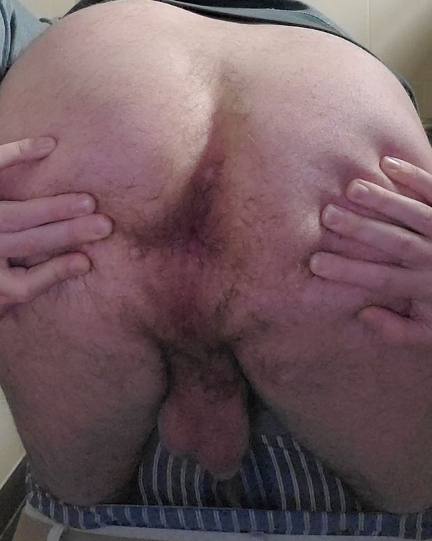 My hole needs some man meat or a strapon