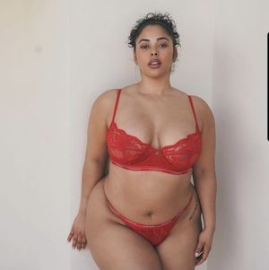 Tabria Majors in Lounge bra and thong