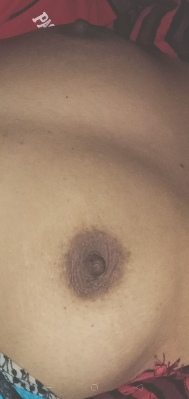 Beautiful big boob cute nipples mast bhabhi ki dudha dala