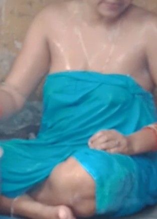 Bhabi ki garmi dudha