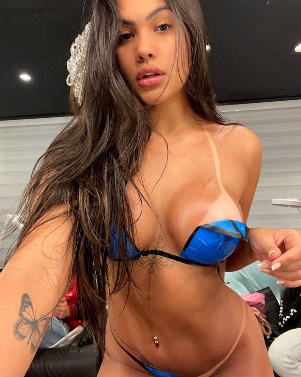 Ayarla Souza