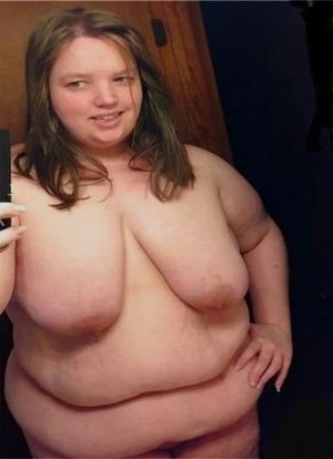 Teen Birthday granddaughter texting Grandpa for an invite to come fuck her with his huge cock.