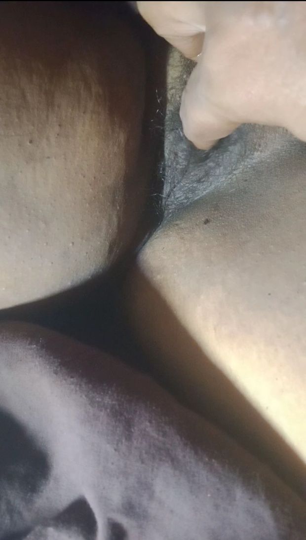 Beautiful woman big chut fucking machine tight boob press nude women
