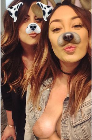 downblouse, peitinho saindo e exibidas sensuais | colirio de macho