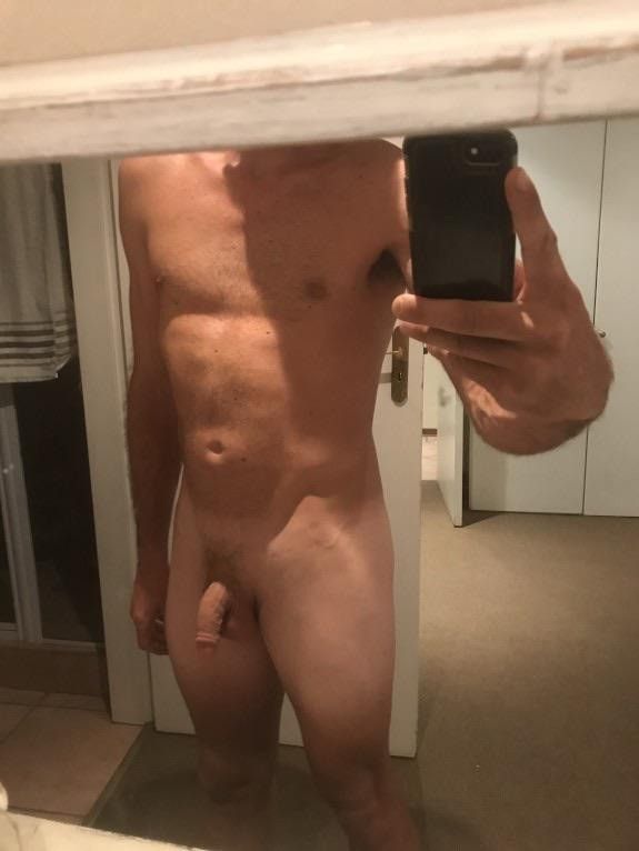 Naked mirror selfie