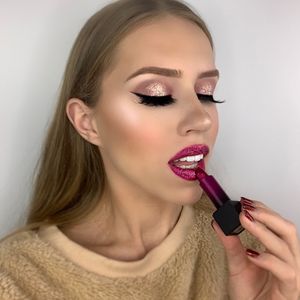 Shimmery eyeshadow and lipstick