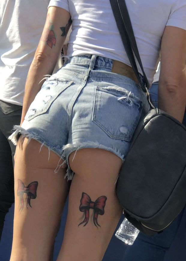 Teen in Jean shorts